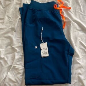 Figs Kade Cargo Scrub pants deep reef size Medium Tall